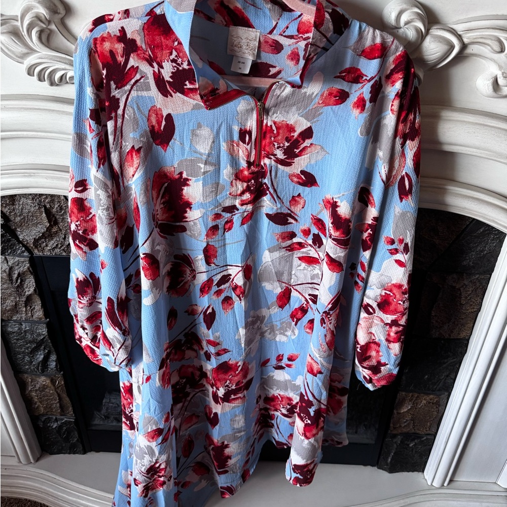 Floral Print Blouse with Zipper